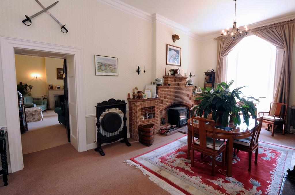 Pensjonat Boulston Manor Haverfordwest Zewnętrze zdjęcie