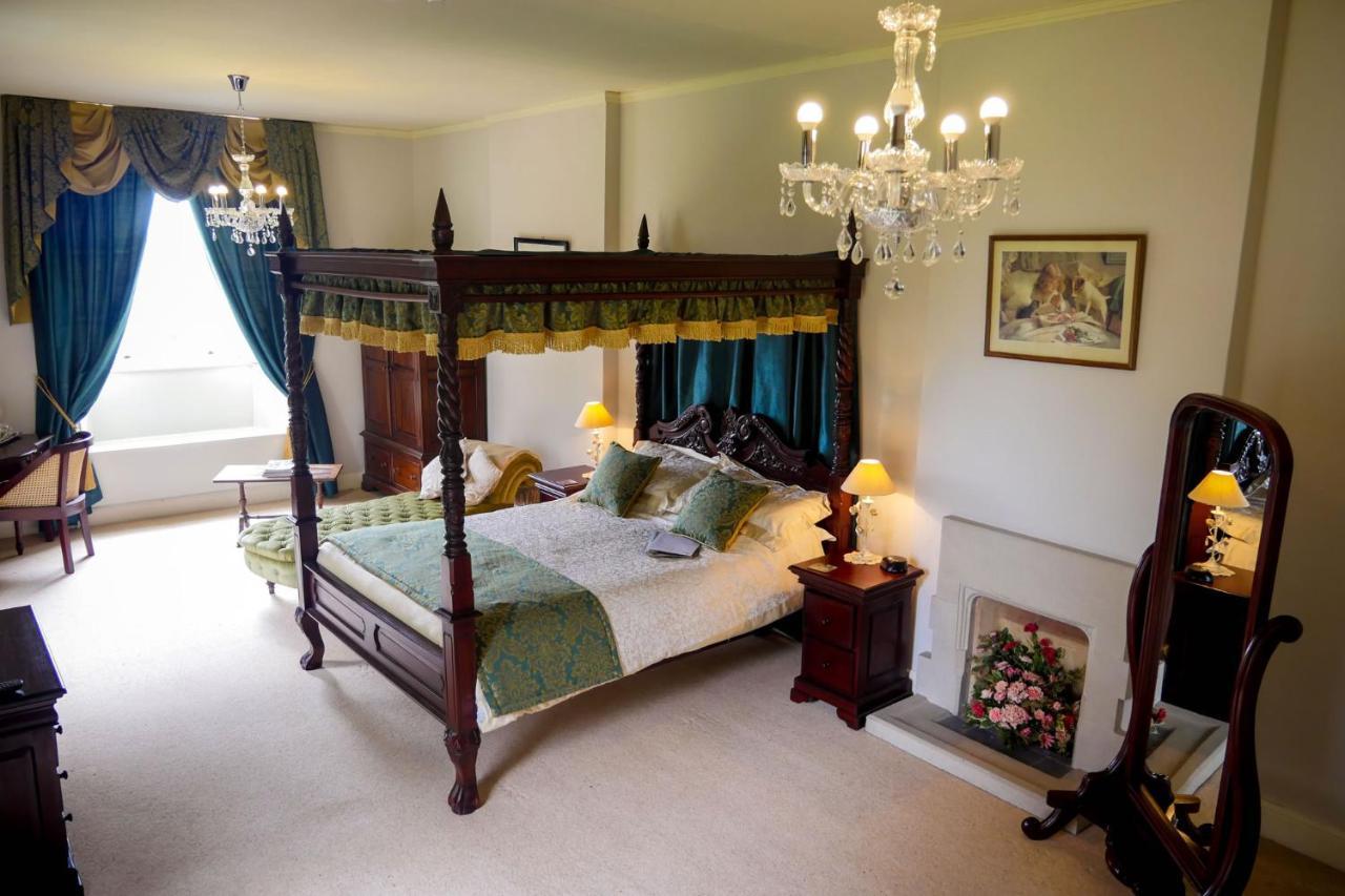 Pensjonat Boulston Manor Haverfordwest Zewnętrze zdjęcie